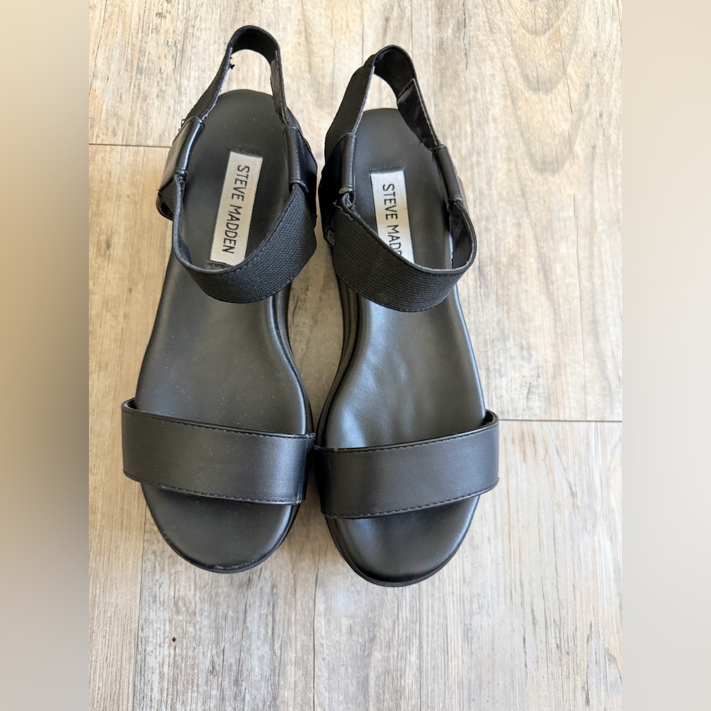 Steve Madden black block heels